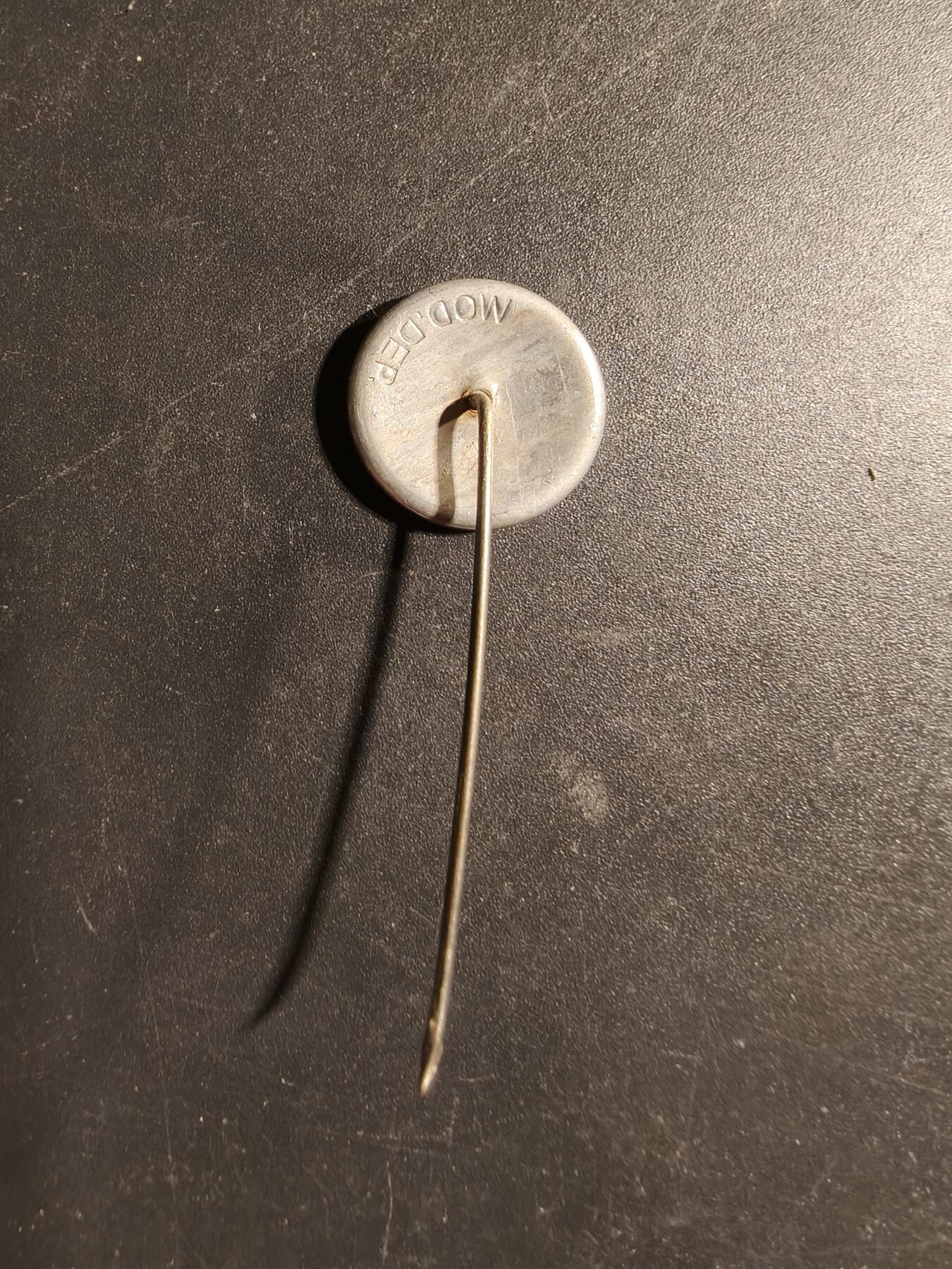 老王徽章第169期 法国针插