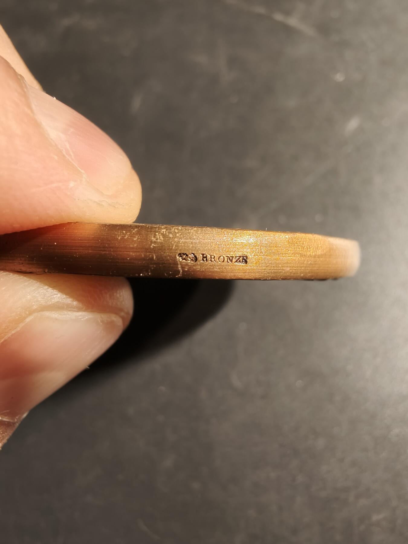 老王徽章第169期 法国农业部“互助、合作和信贷”大铜章    大师科尔宾作品    直径50mm.    重量77.5g