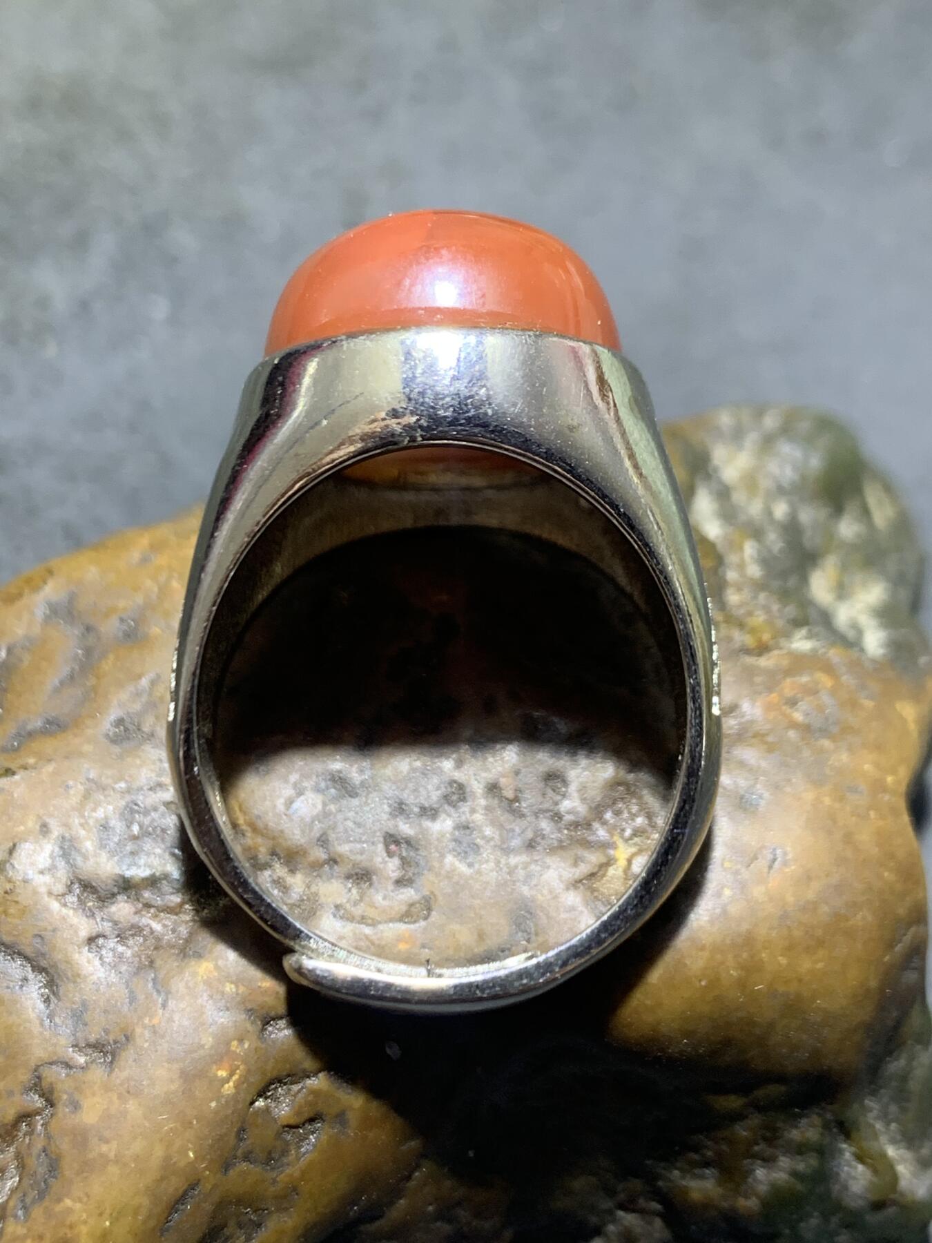 精美柿子红冻料南红玛瑙活口霸气戒指一枚！