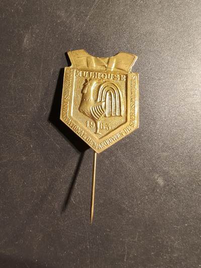 老王徽章第169期 - 法国1963年米卢斯国际消防员演习竞赛针插