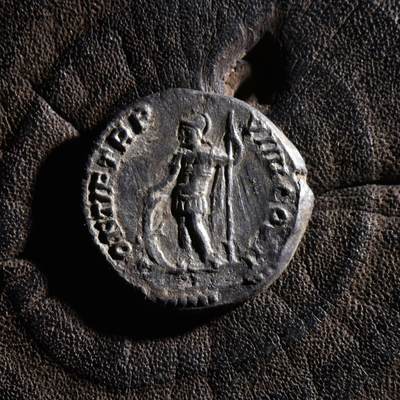 【良泉】【元旦直播场】1月1日晚19.30点开拍！208组西方古代钱币、日本朝鲜花钱 - 公元206年【古罗马】【暴君】卡拉卡拉，战神阿瑞斯（玛尔斯）第纳尔银币，1.58克