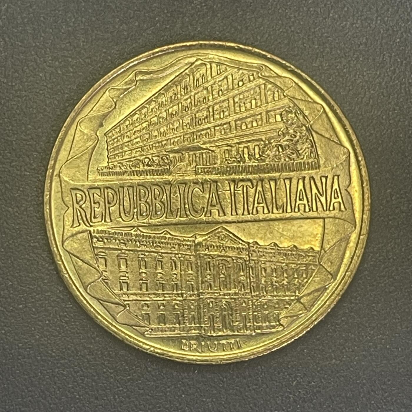 回流1215 全新意大利1996年200里拉海关卫队学院百年纪念币