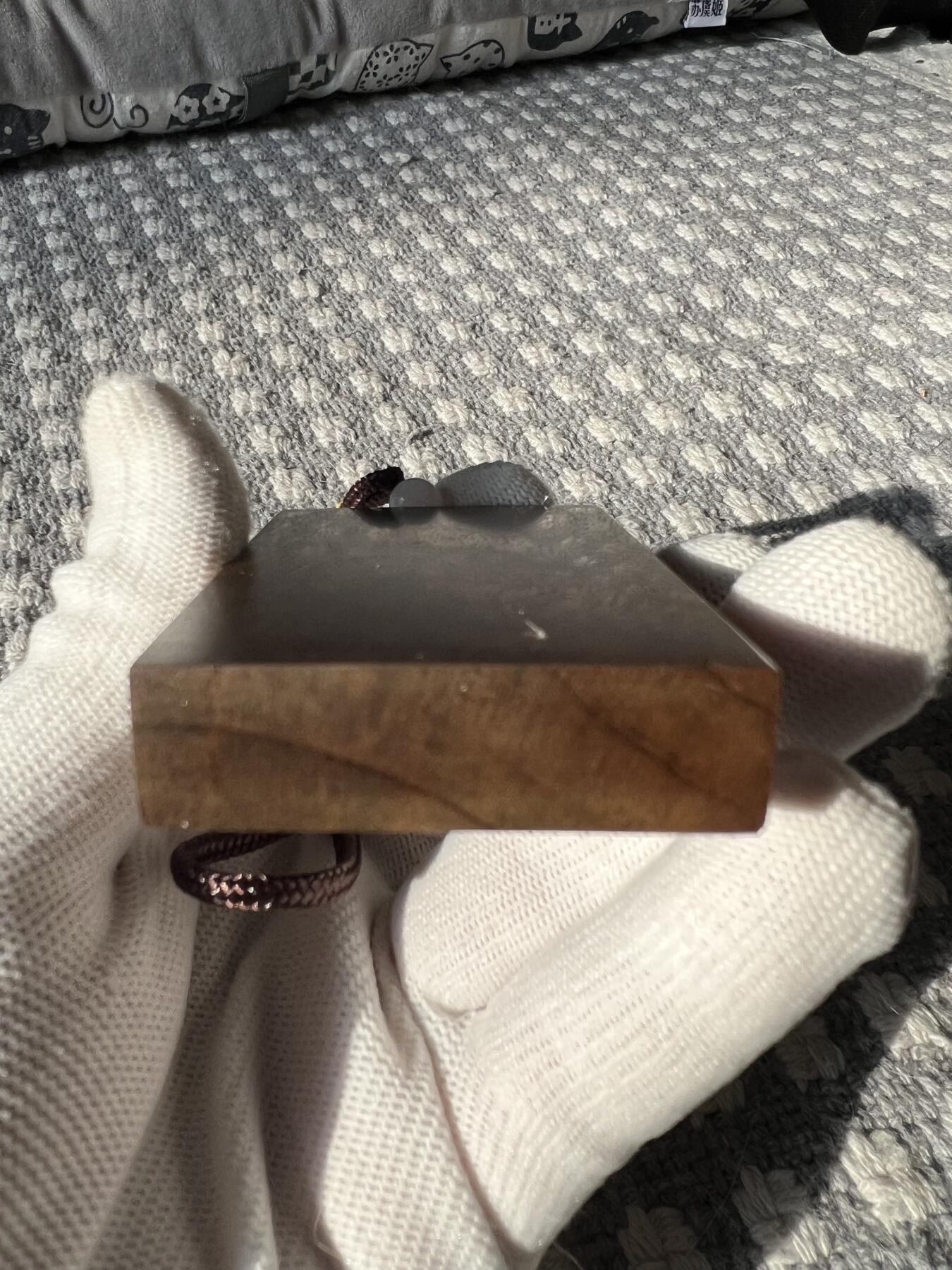 零元拍：NO.7 金丝楠牌子，香喷喷的小金砖，金光闪闪，73.5/45.5.5/13MM