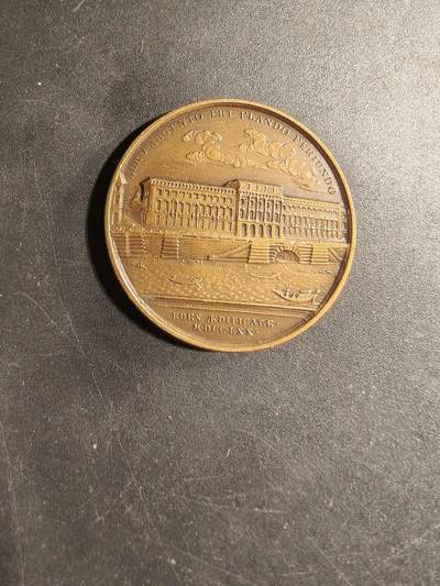 老王徽章第169期 - 法国巴黎铸币局大铜章    直径32mm.    重量14.3g