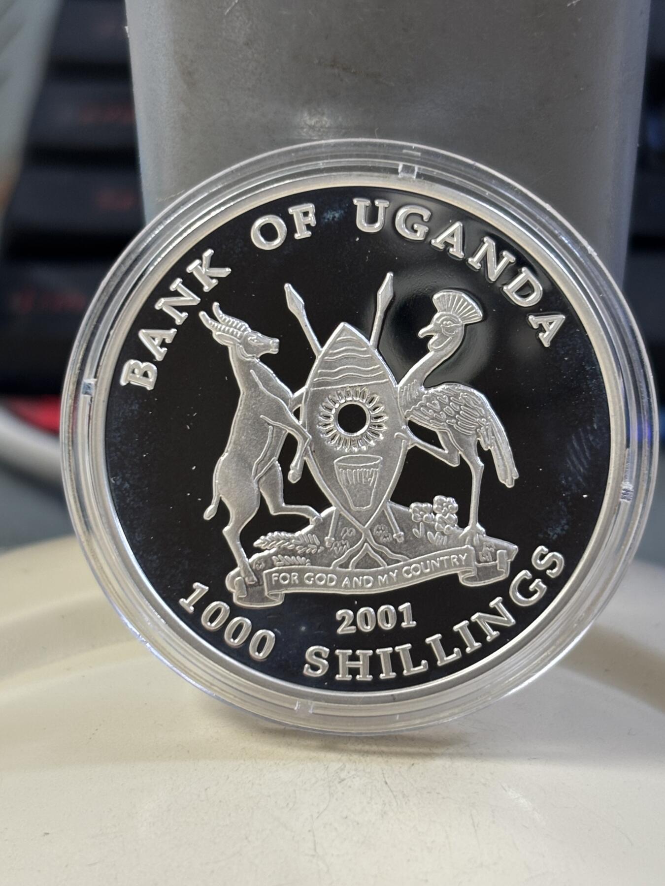 第185期拍卖 乌干达2001年人物丢勒精制纪念银币带证书，925银，20克，发行5000枚【银价266】