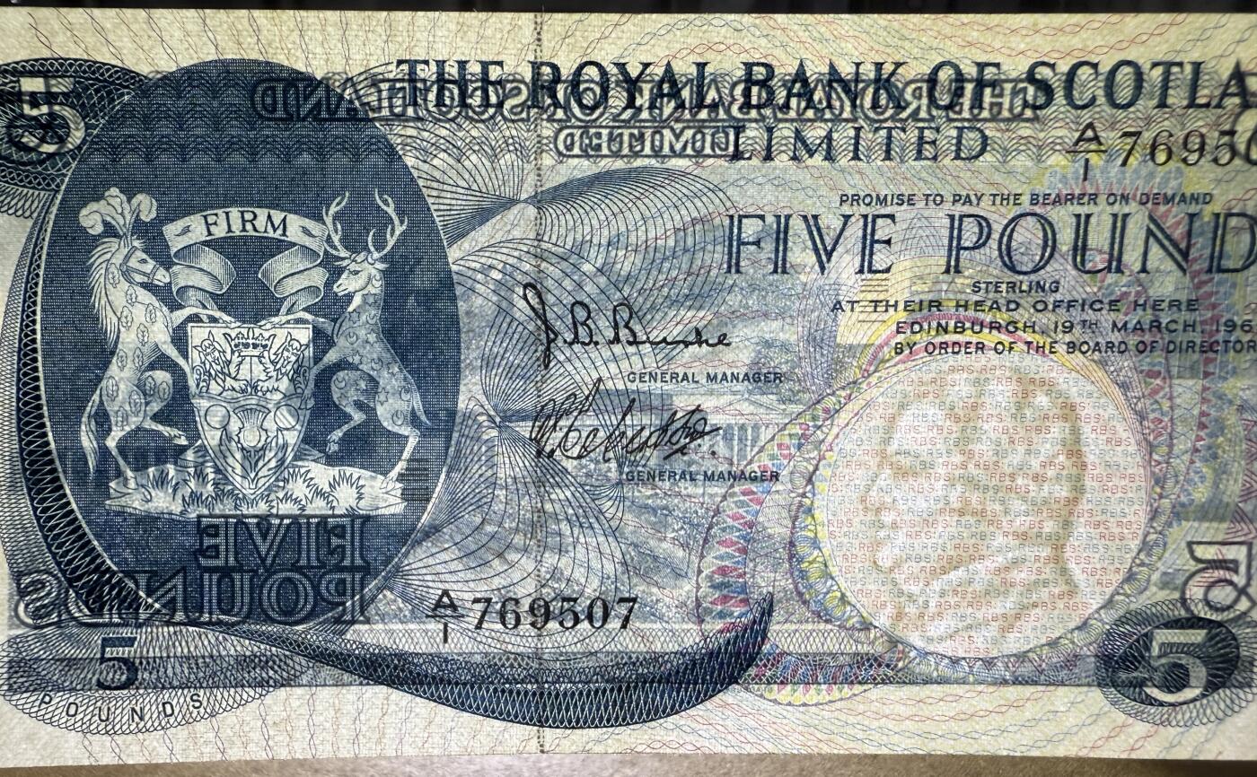 《艾美收藏》第224期-12.14周日外币超白金场 苏格兰5镑 UNC- 1969年A1冠 一个角有点轻微污 无4