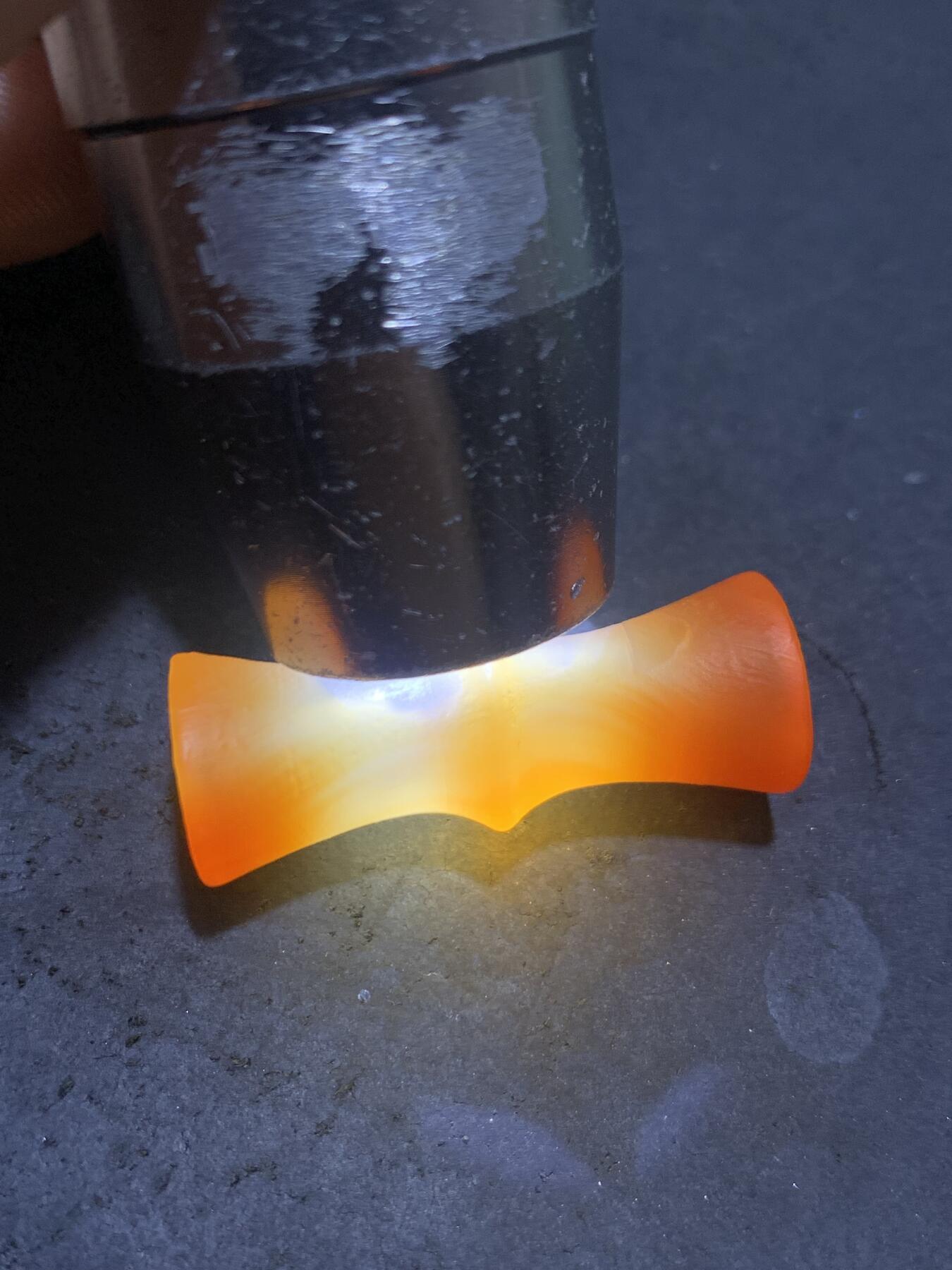 精美亚光高玉化风化纹糖果玛瑙竹节一颗