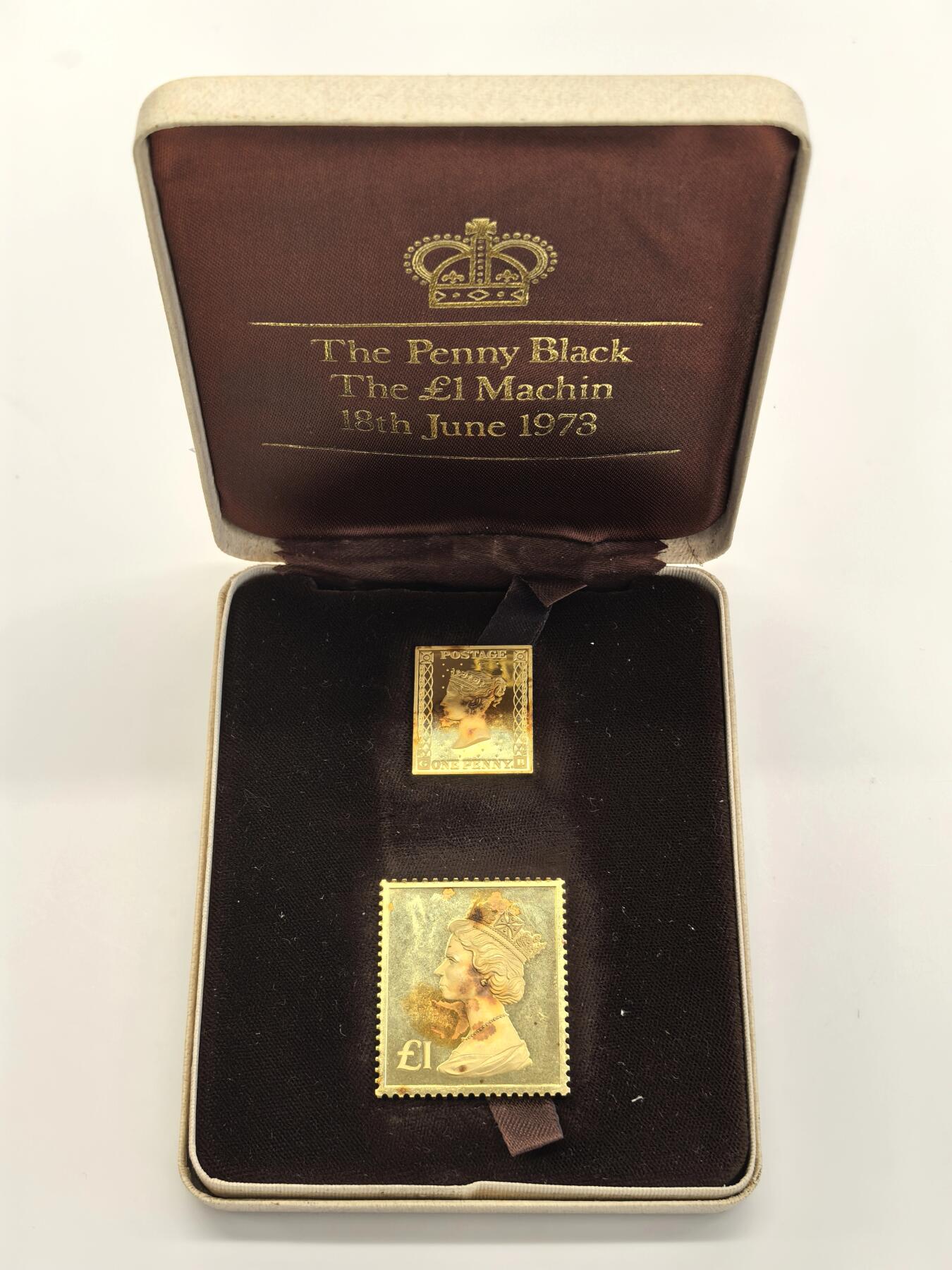 博洋堂世界钱币拍卖第151期（全场包邮） 英国1973年维多利亚女王和伊丽莎白女王金章 原盒证书（分别26克，12.5克，22K金，共35.3克纯金，今日金价34000）发行量仅3000套 此枚编号963