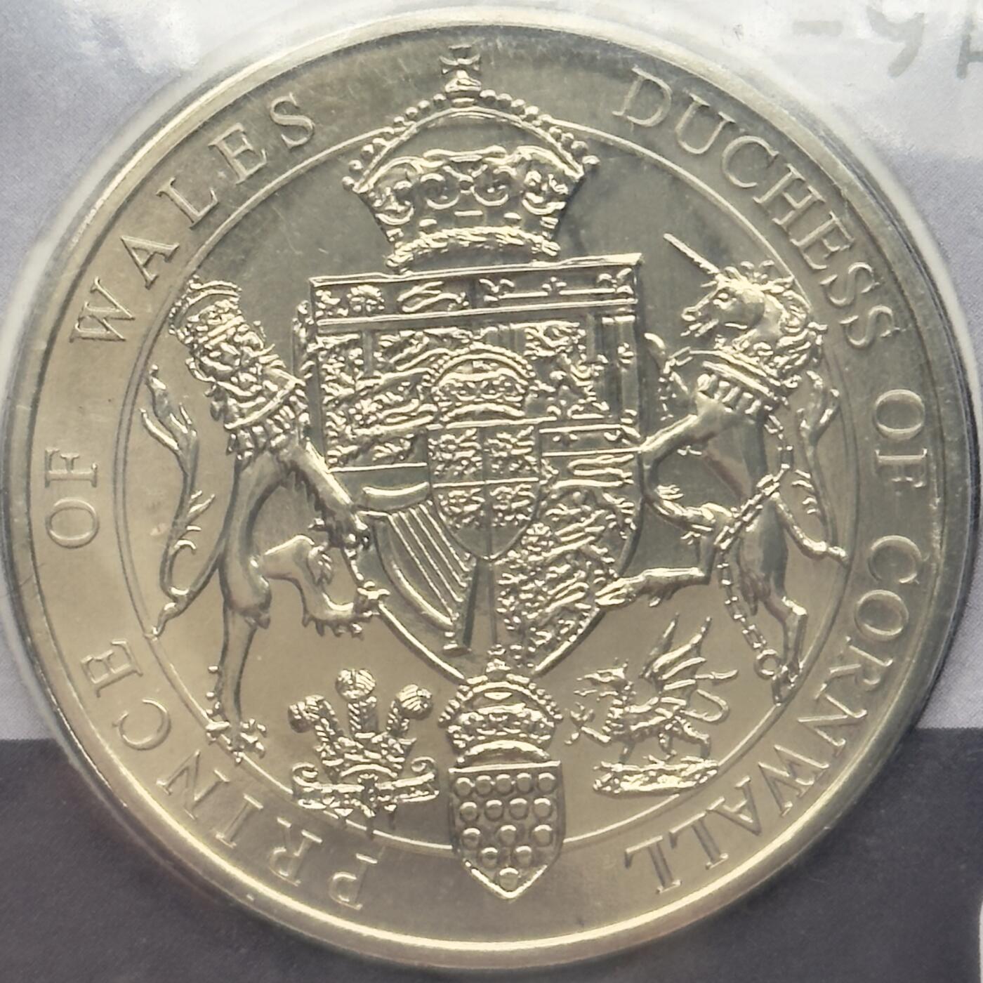 ＜小葵钱铺＞第67期·克朗币·银币场·满200包邮，不寄存·12月15日发货 〈邮章封〉英国2005年皇家婚礼纪念章