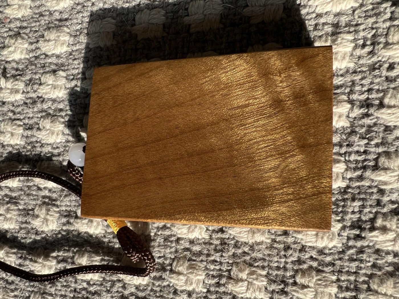 零元拍：NO.1 金丝楠牌子，香喷喷的小金砖，金光闪闪，68.5/47.5/14MM