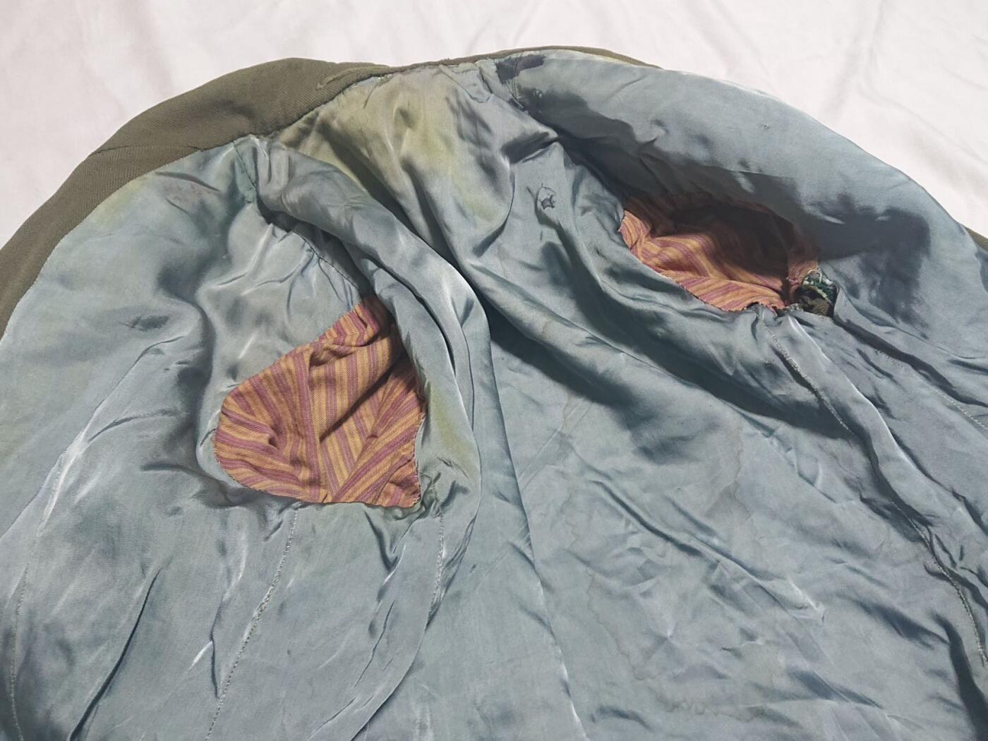 【第叁場】近代勋奖章徽章服饰杂项专场 抗战胜利—杜聿明同款初代翻领军常服-肩宽约48cm 袖长63cm 平铺胸围约102cm