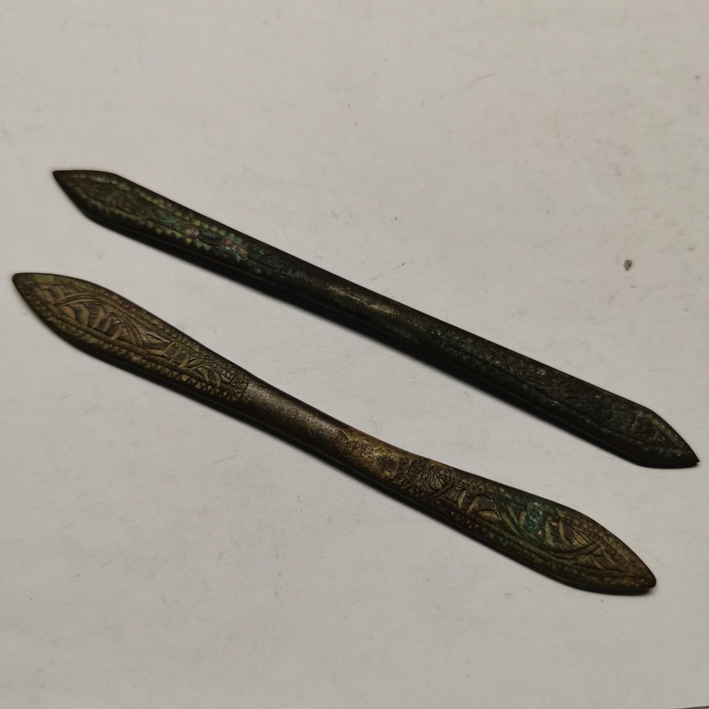 杂件专场88期 清末民国时期铜鎏金发簪2支