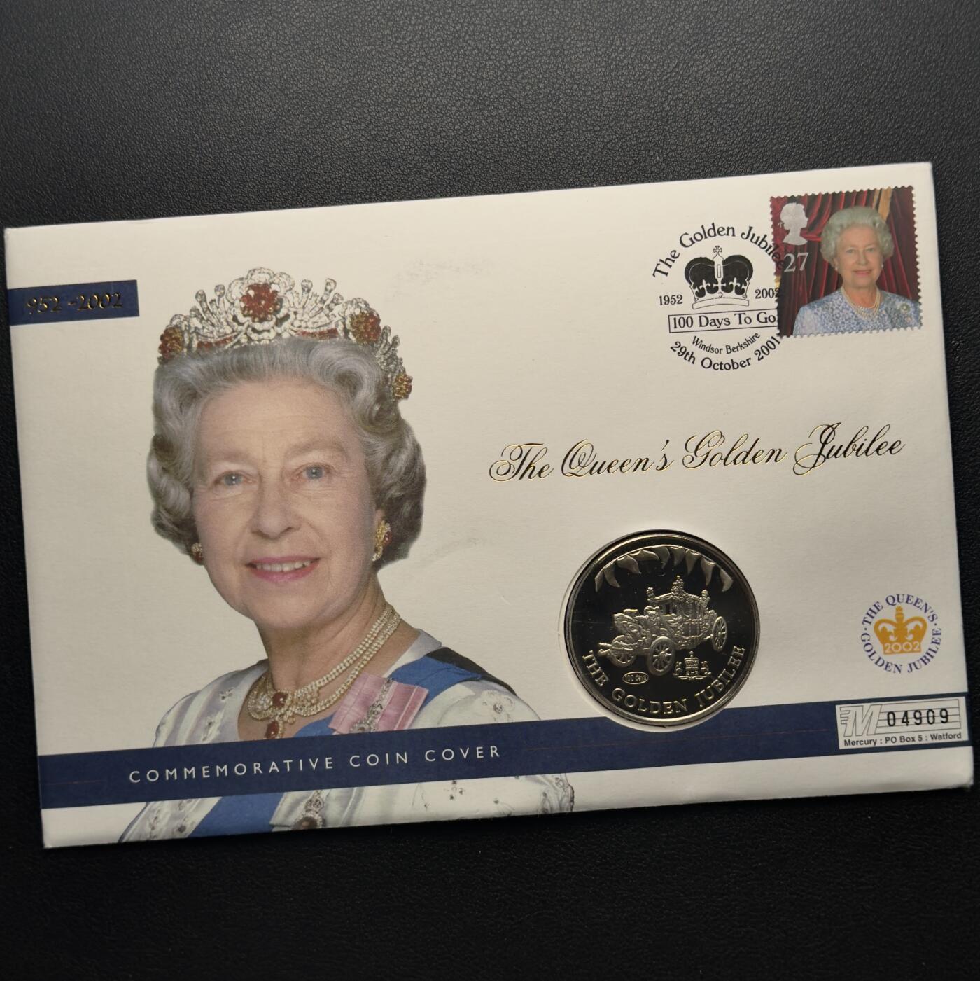 ＜小葵钱铺＞第67期·克朗币·银币场·满200包邮，不寄存·12月15日发货 〈邮币封〉福克兰群岛2002年女王金禧纪念·加冕马车（标有100天特殊标记）50便士克朗型纪念币