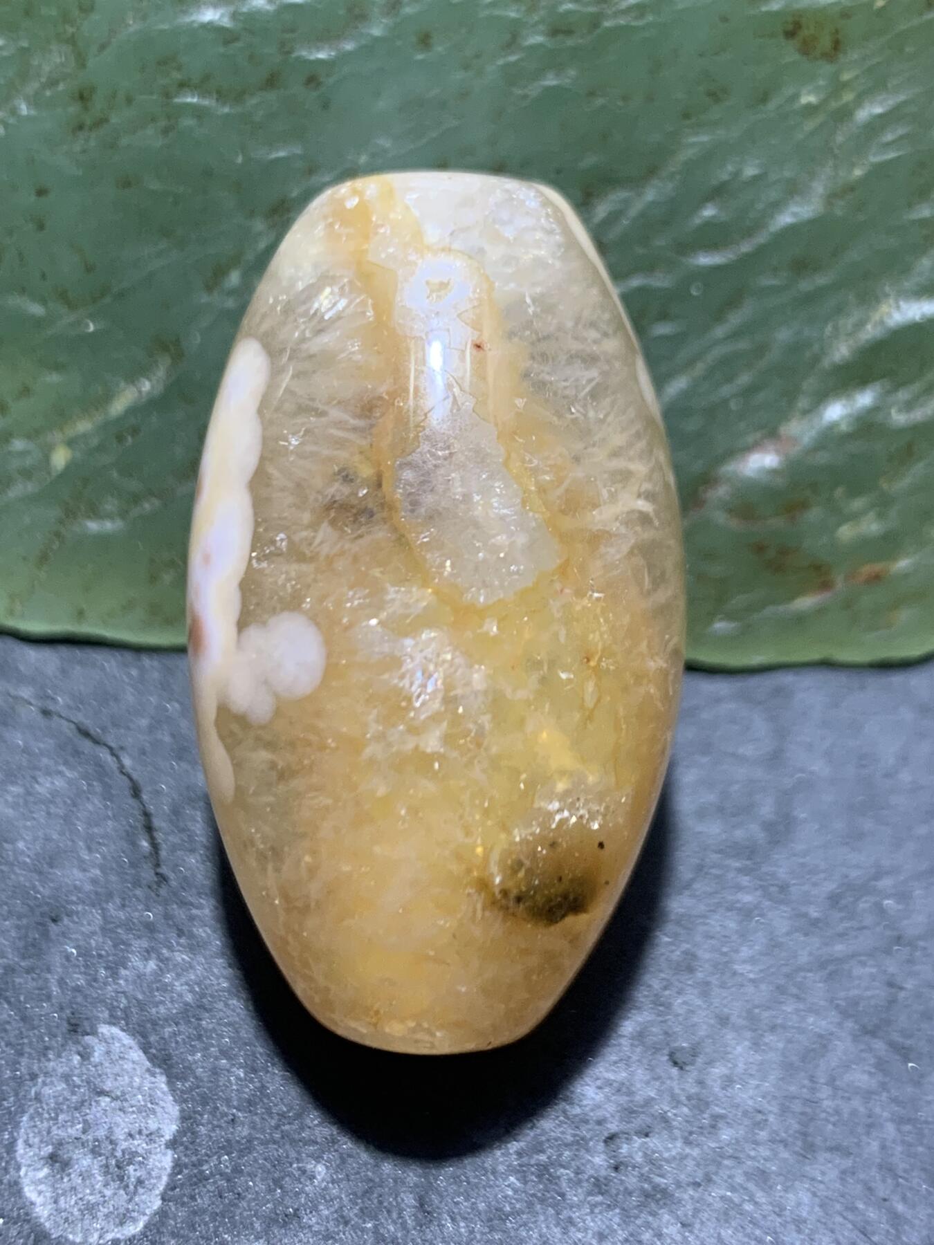 冰飘糖心料战国红玛瑙勒子一颗！