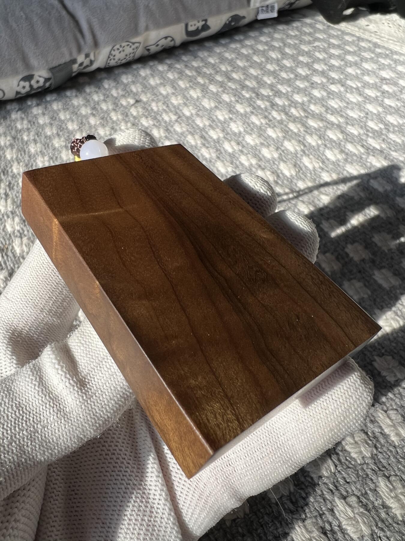 零元拍：NO.10 金丝楠牌子，香喷喷的小金砖，金光闪闪，72/49/13MM