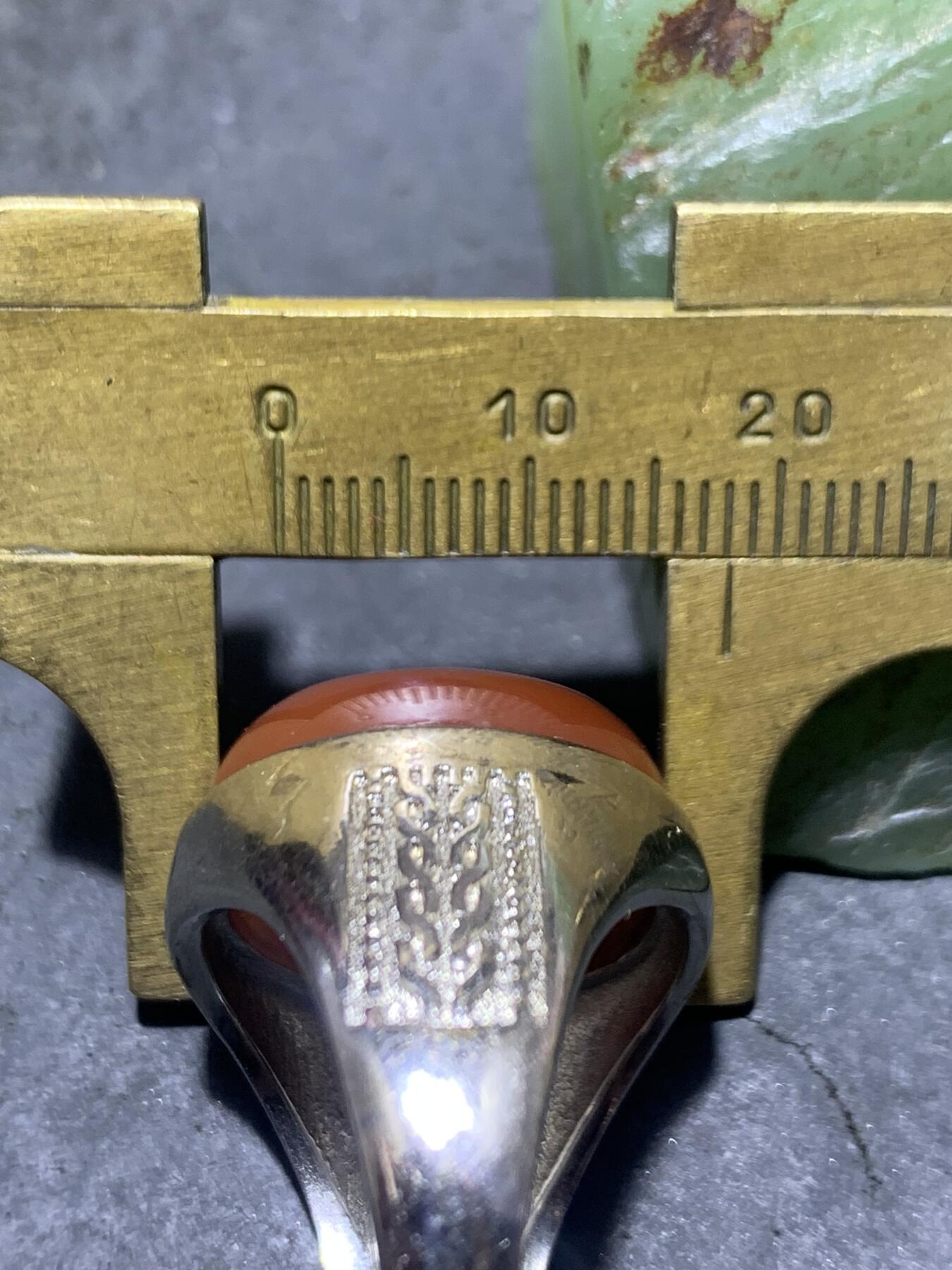 精美柿子红冻料南红玛瑙活口霸气戒指一枚！