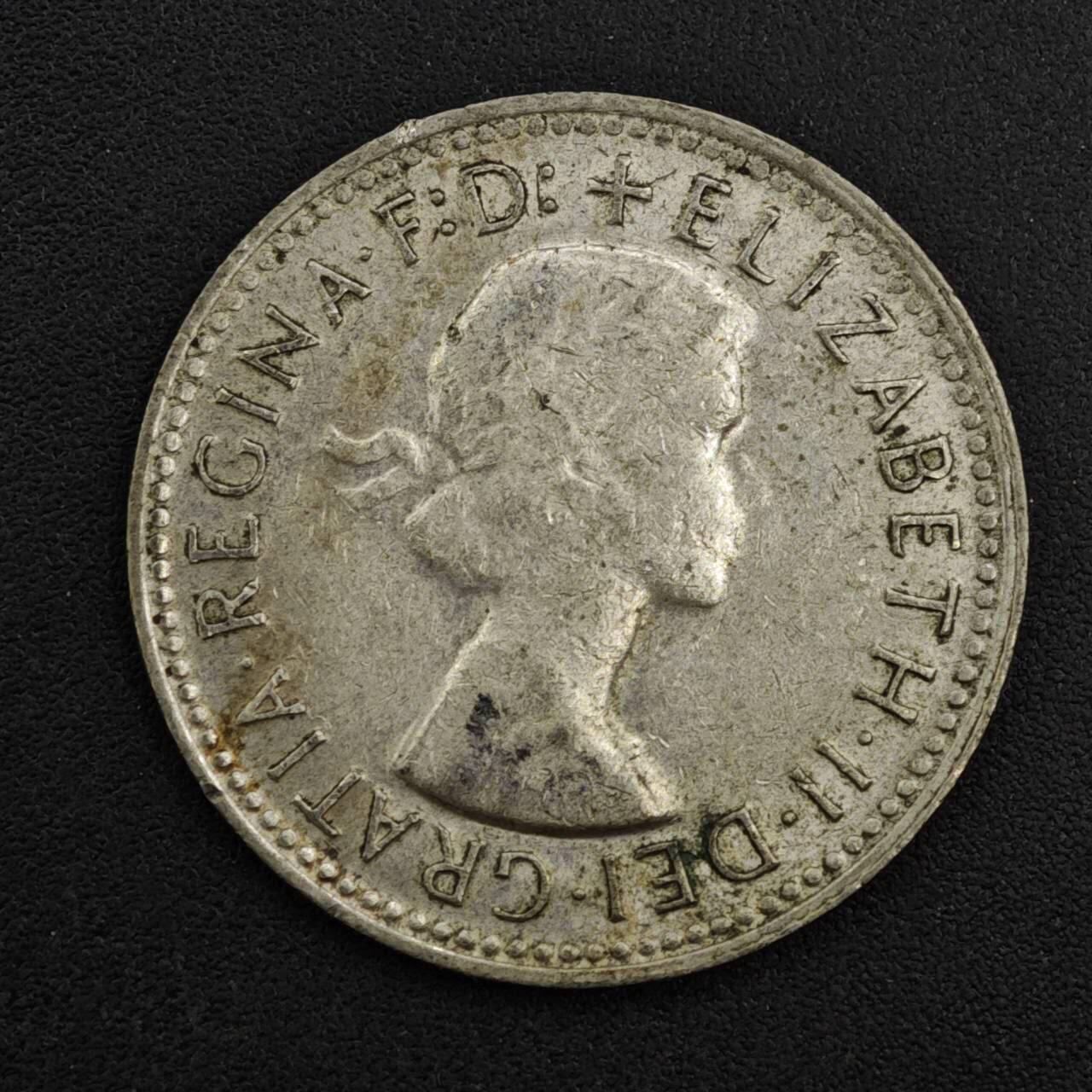 【淘币小摊】实时拍第八百二十六拍   散币场   满百包邮可预留二周 每周一统一发货   澳大利亚1963年伊丽莎白二世1先令银币