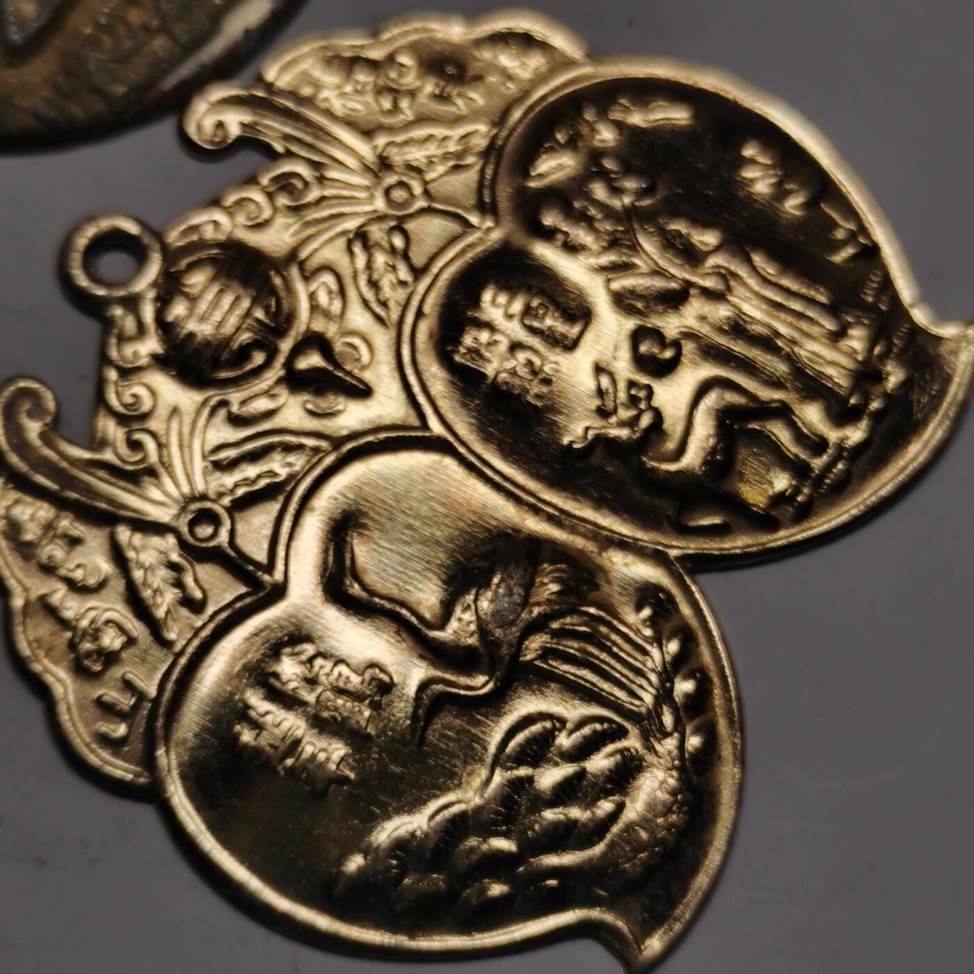 杂件专场88期 民国时期的祝寿牌和章