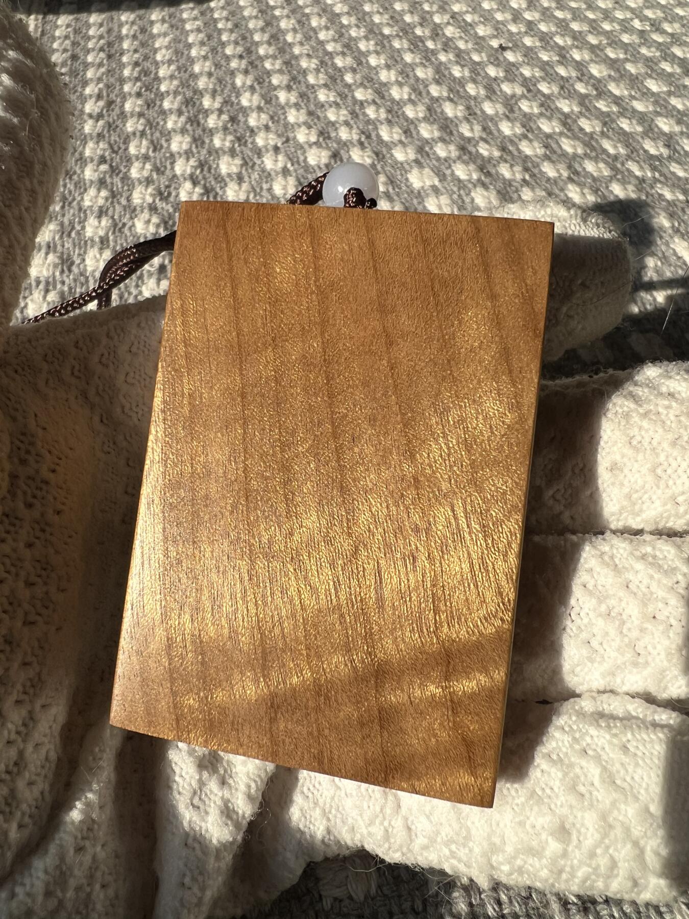 零元拍：NO.1 金丝楠牌子，香喷喷的小金砖，金光闪闪，68.5/47.5/14MM