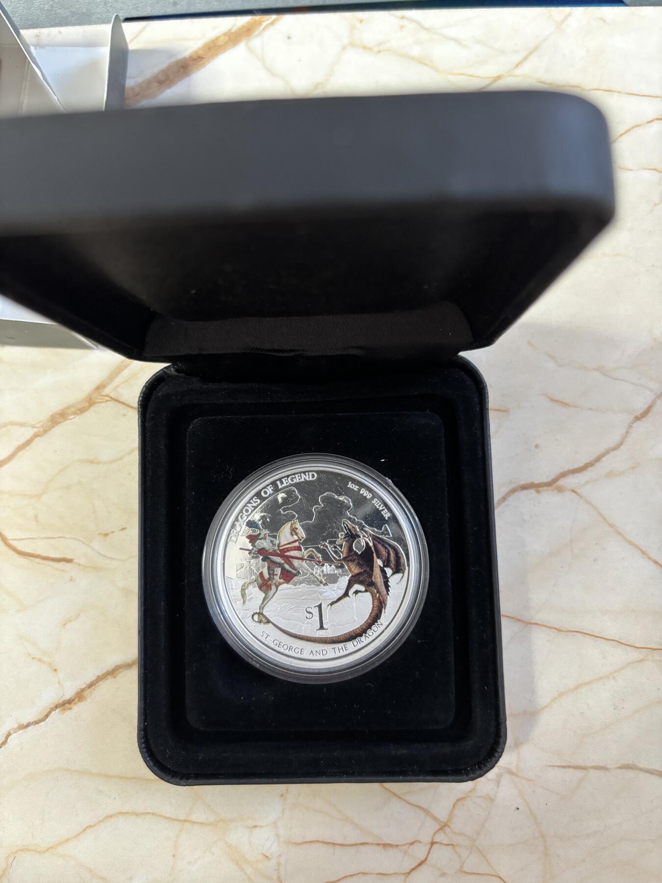 第185期拍卖 图瓦卢2012年龙的传说系列3圣乔治屠龙1盎司彩银币，999银，发行5000枚