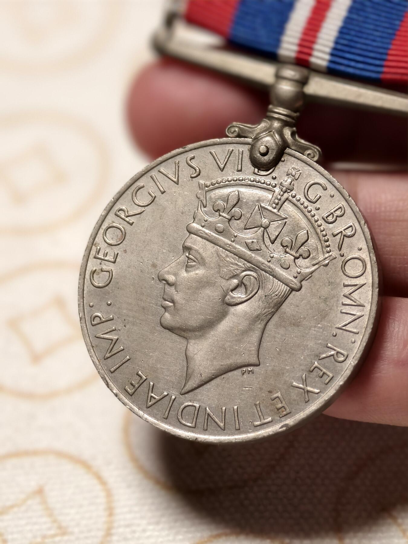 抚柳草堂-首期章牌钱币 限时免佣 满百包邮 放漏专场 英国二战奖章 美品