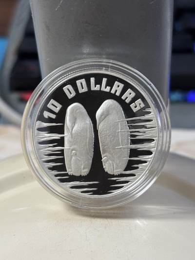 第185期拍卖 - 澳大利亚1992年帝企鹅20克精制纪念银币原盒证书，925银【银价266】