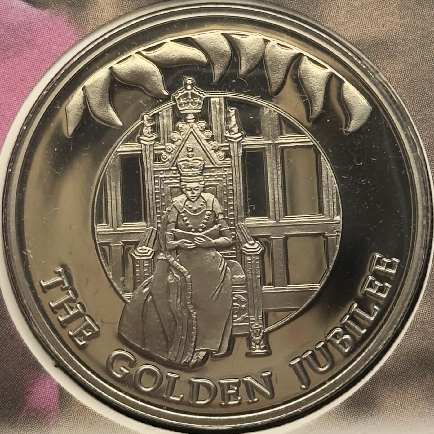 ＜小葵钱铺＞第67期·克朗币·银币场·满200包邮，不寄存·12月15日发货 〈邮币封〉福克兰群岛2002年女王金禧纪念·宣誓50便士克朗型纪念币