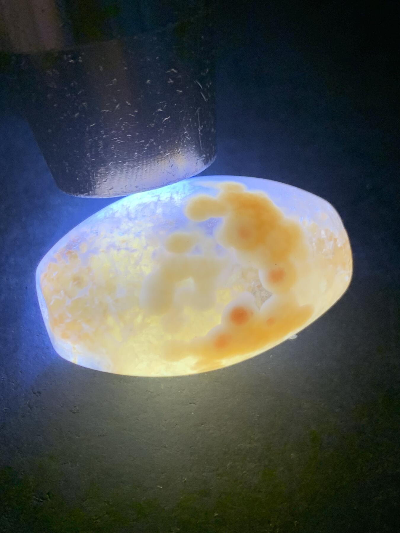 冰飘糖心料战国红玛瑙勒子一颗！