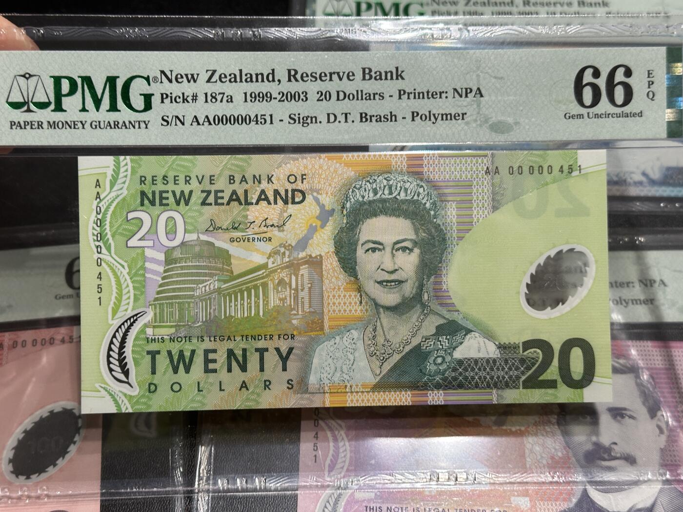 《外钞收藏家》第五百九十三期（精品场）（本平台长期征集拍品、欢迎藏友们联系合作）