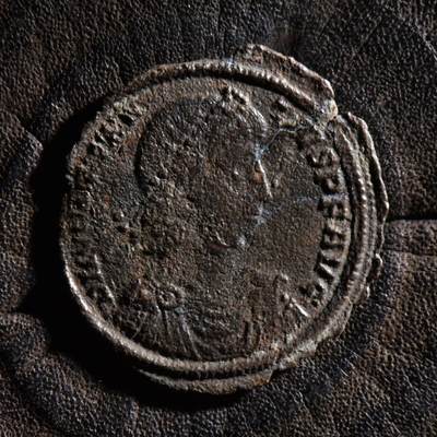 【良泉】【元旦直播场】1月1日晚19.30点开拍！208组西方古代钱币、日本朝鲜花钱 - 【百分币】公元337-361年【古罗马】君士坦提乌斯二世“重现幸福时光”大铜币，2.58克