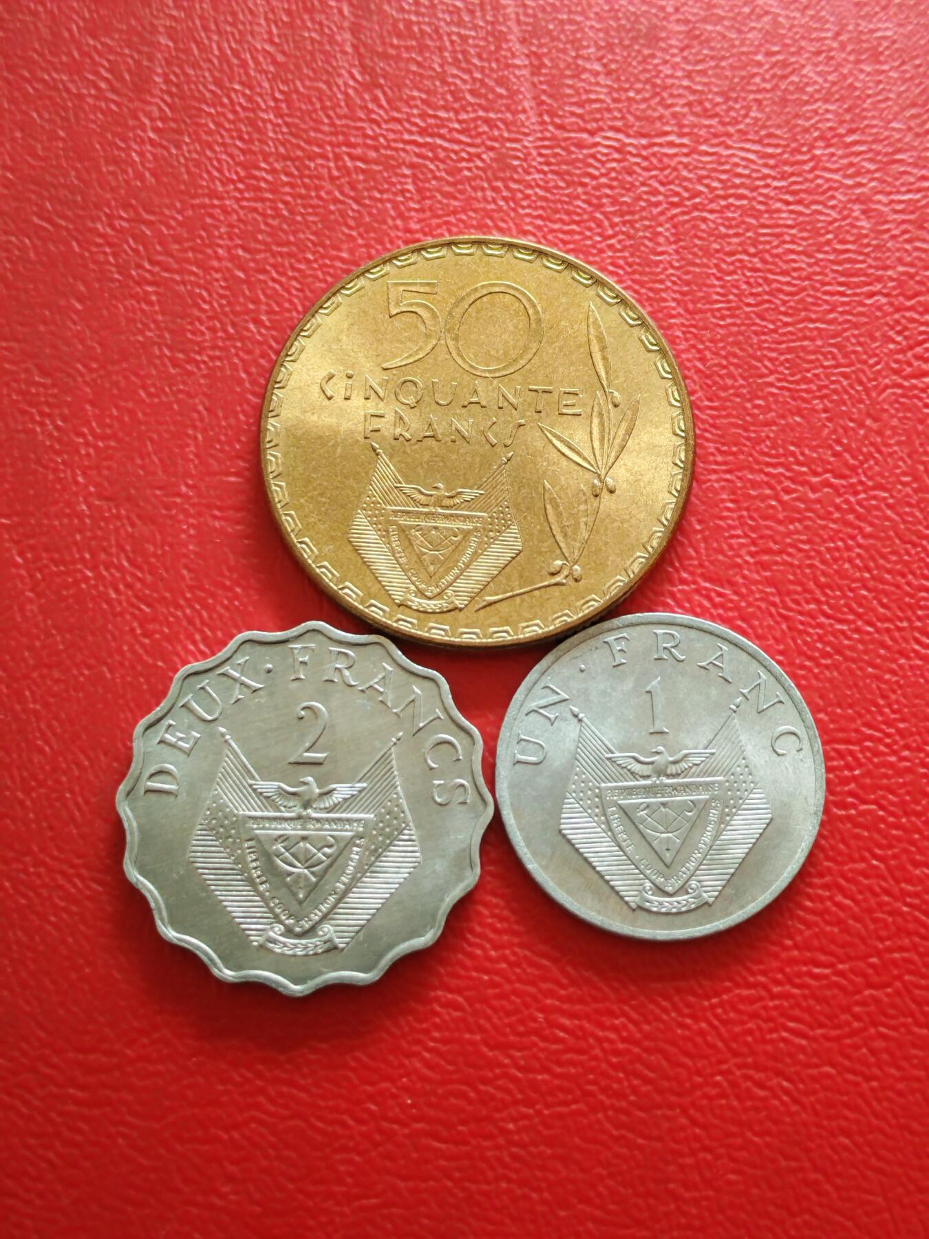 【云涧收藏】第八十三场 卢旺达1970/77年3枚，UNC