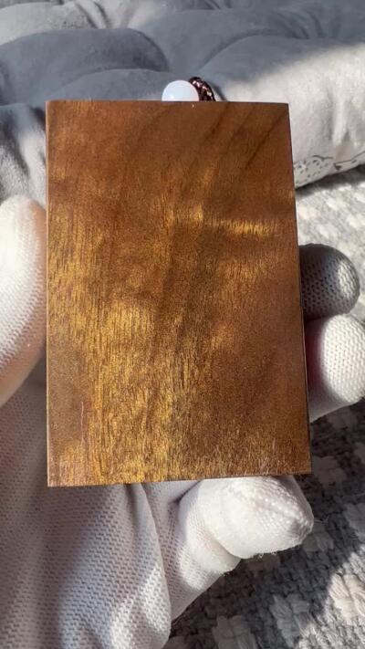 零元拍：NO.9 金丝楠牌子，香喷喷的小金砖，金光闪闪，72/47.5/14.5MM