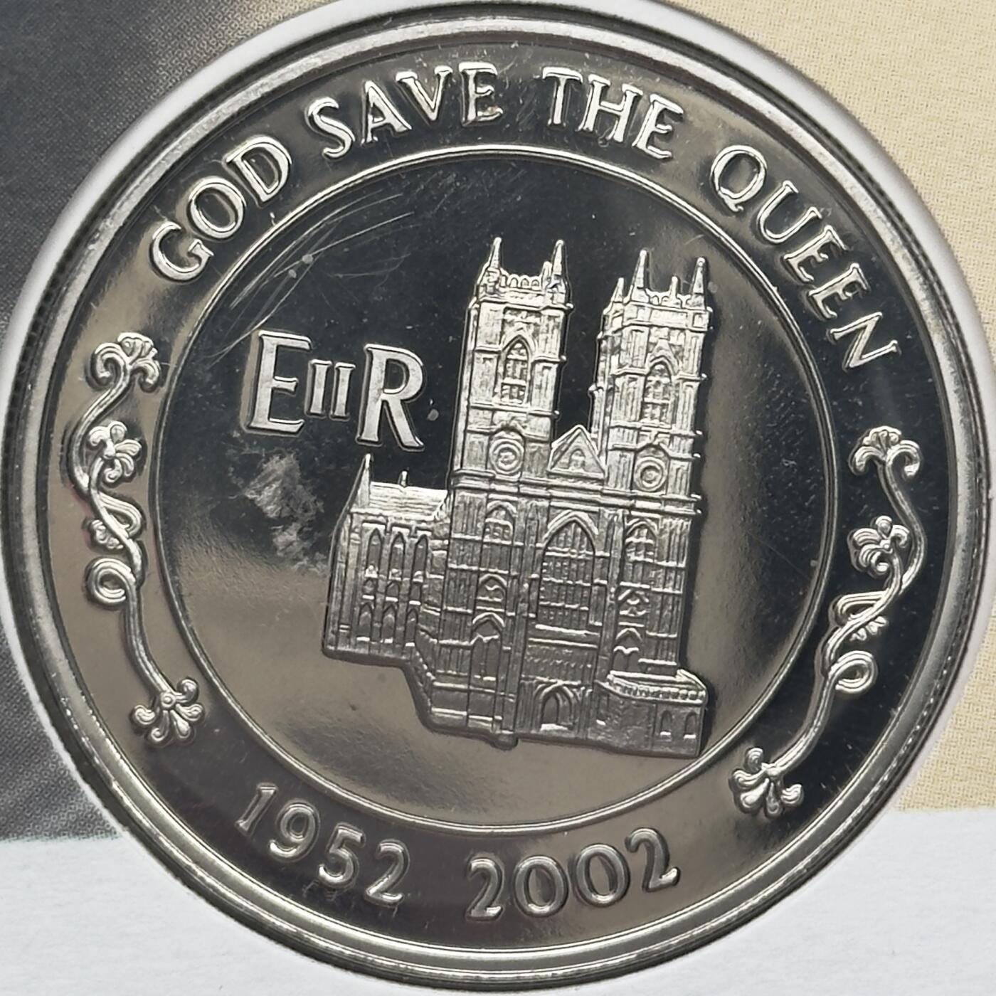 ＜小葵钱铺＞第67期·克朗币·银币场·满200包邮，不寄存·12月15日发货 〈邮币封〉阿森松岛2002年女王金禧纪念·威斯敏斯特教堂50便士克朗型纪念币