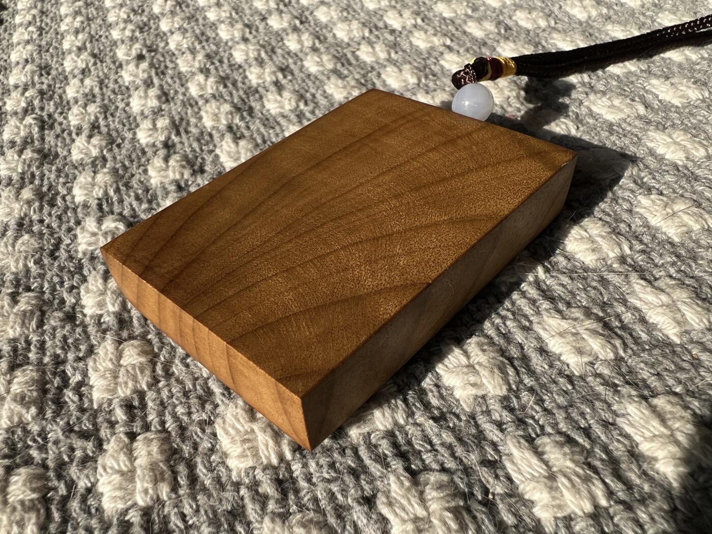 零元拍：NO.5 金丝楠牌子，香喷喷的小金砖，金光闪闪，68/47/13.3MM