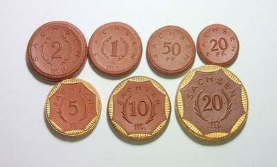 7枚全套 德国德紧萨克森1921年著名陶币（镶金边3枚） - 7枚全套 德国德紧萨克森1921年著名陶币（镶金边3枚）