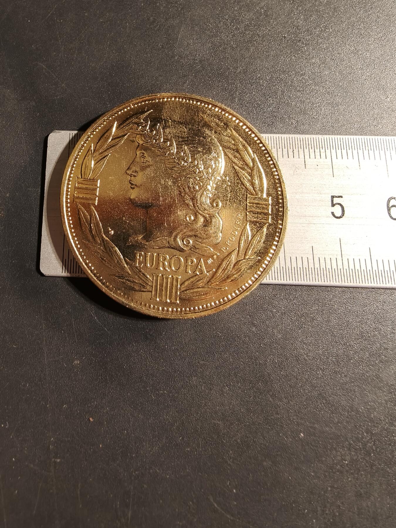 老王徽章第169期 法国1985年欧罗巴埃居纪念章      直径40mm.    重量31.4g