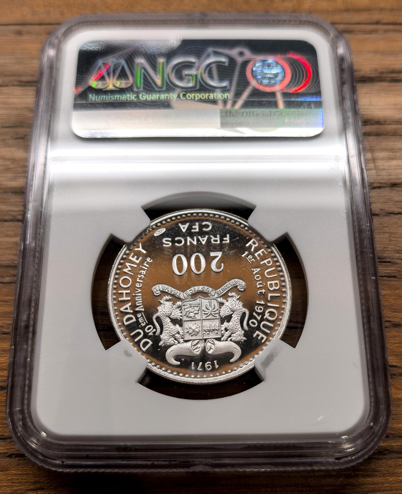 凡希社世界钱币微拍月度大拍（2025/12） 1971达荷美阿波美妇女200fr银币精铸NGC-PF69UC