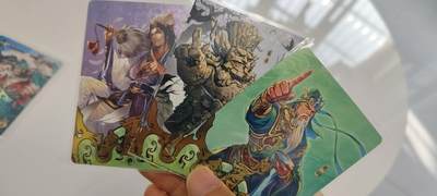 秋原瞳的小店第二十九期（持续收拍，今年的最后的一次旅行，期待在有雪的路上） - 卡游三国一周年特卡——关羽，诸葛亮，董卓