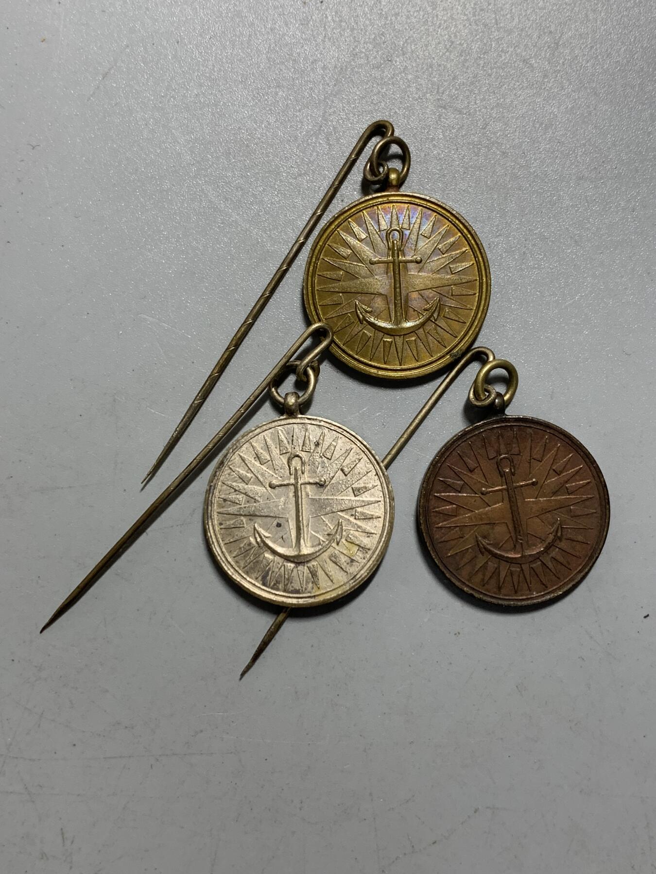 远东徽章小铺12月14日周日晚上9点结束 义勇舰队金银铜三级