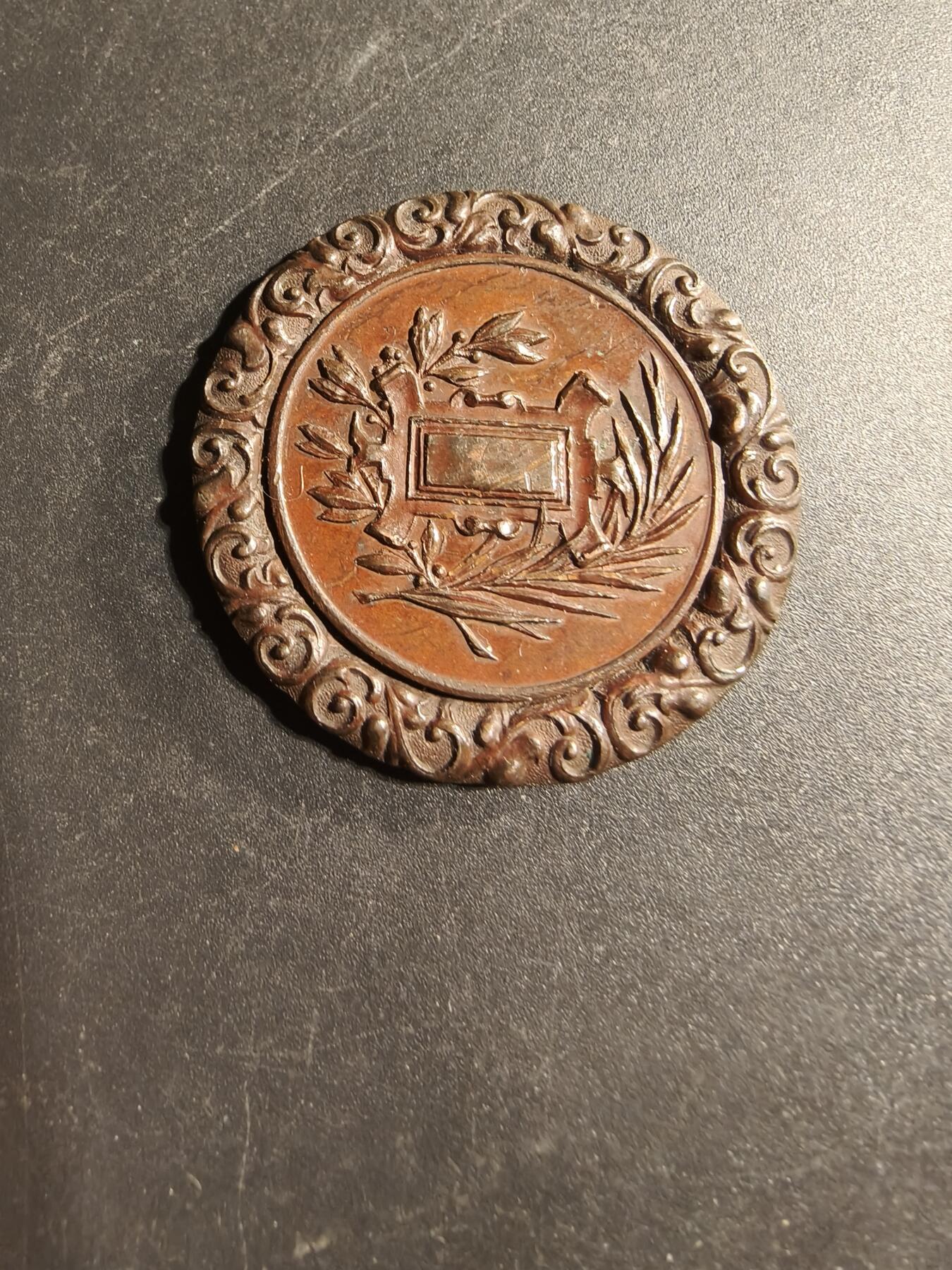 老王徽章第169期 比利时台球俱乐部大铜章    直径39mm.    重量17.5g