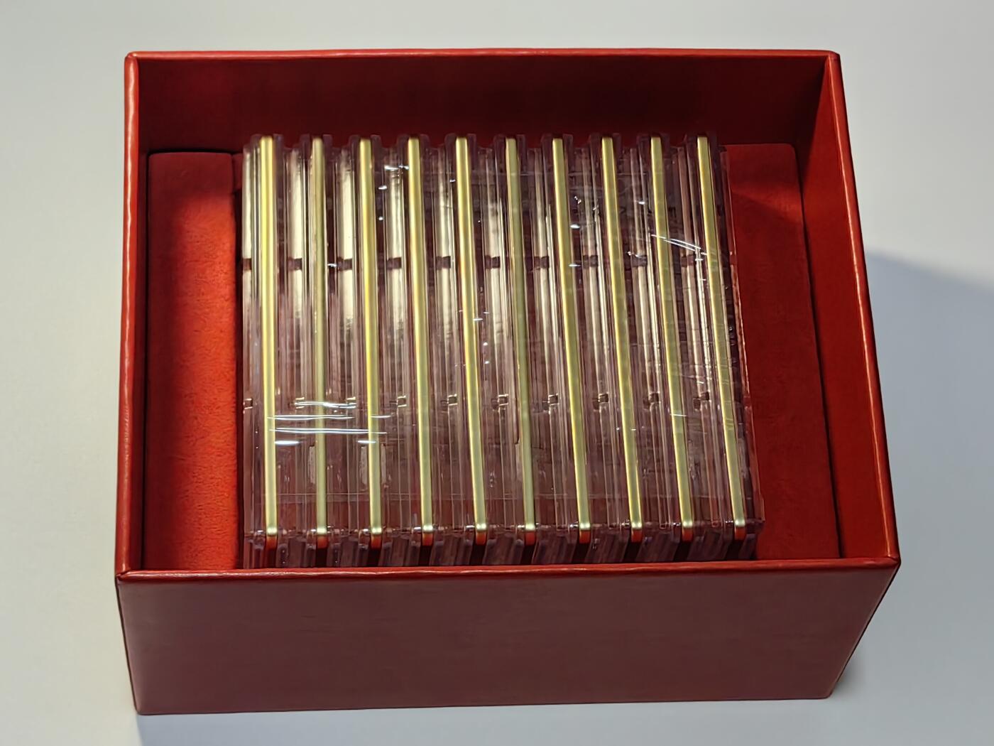 百年传承龙鳞双宝金银币及和田玉玺