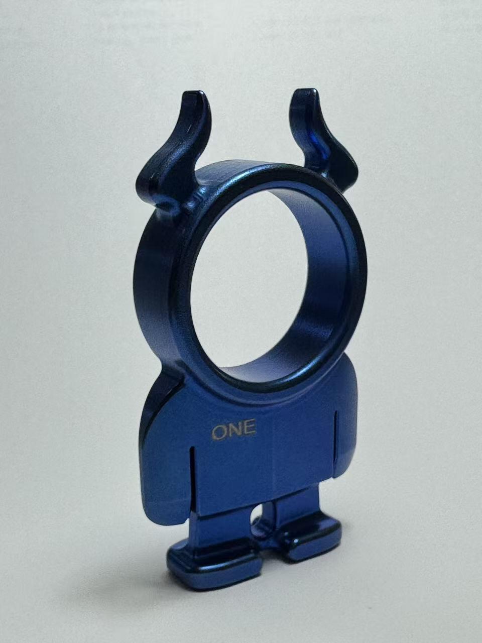 零元拍：A1 ONE钛合金大魔丁EDC 多功能工具。70/39/12/指孔：26.5MM，参考价：350