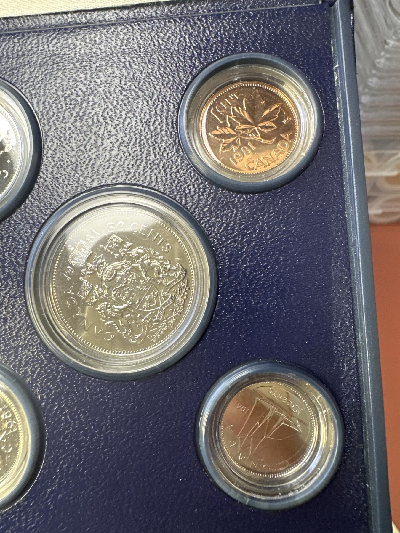 12.25银币、套币、精制币专场