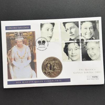 ＜小葵钱铺＞第67期·克朗币·银币场·满200包邮，不寄存·12月15日发货 - 〈邮币封〉根西岛2002年女王金禧纪念·皇家马车5镑克朗型纪念币