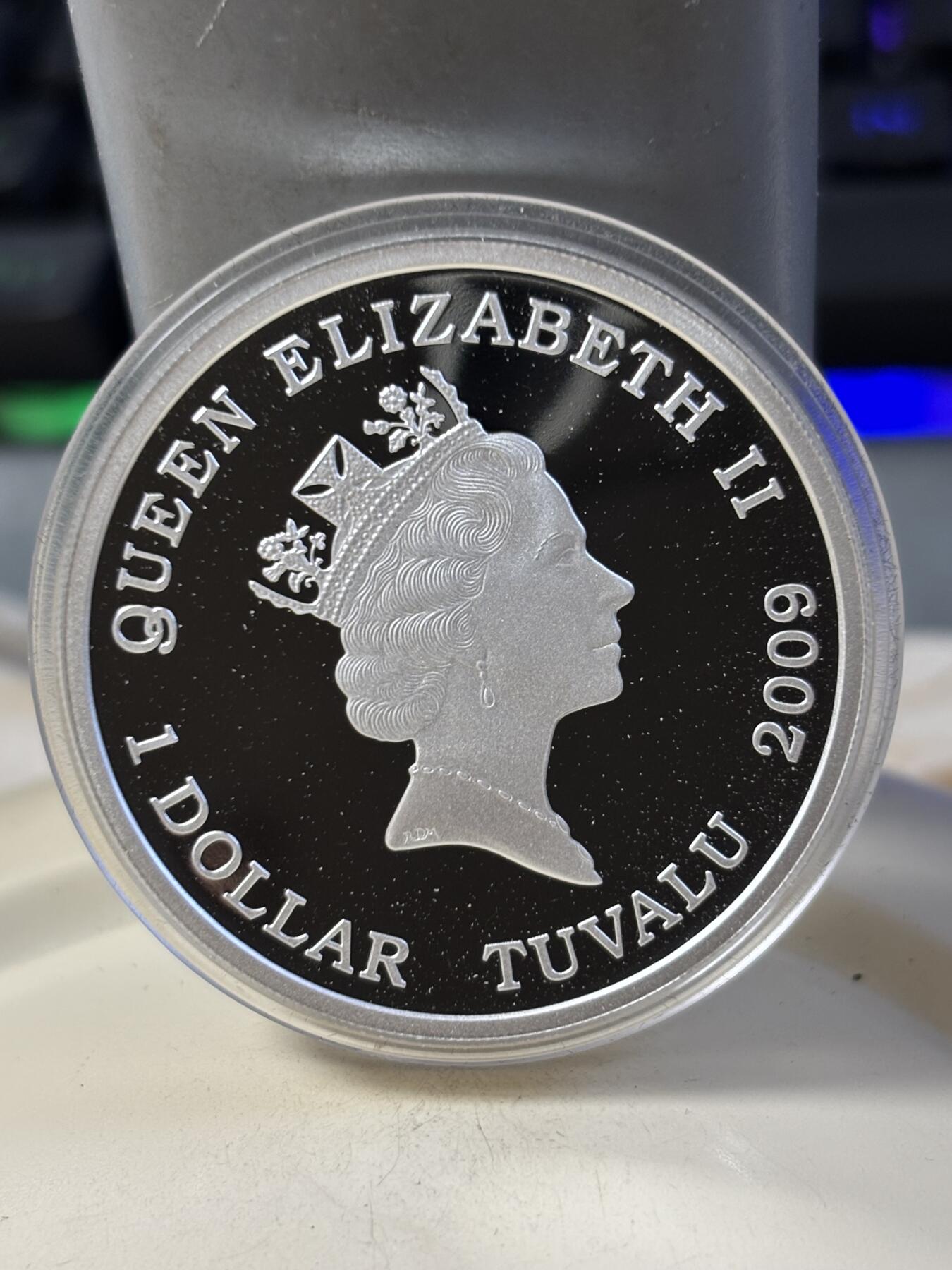 第185期拍卖 图瓦卢2009年柏林墙倒塌20周年彩色精制银币,999银，1盎司，