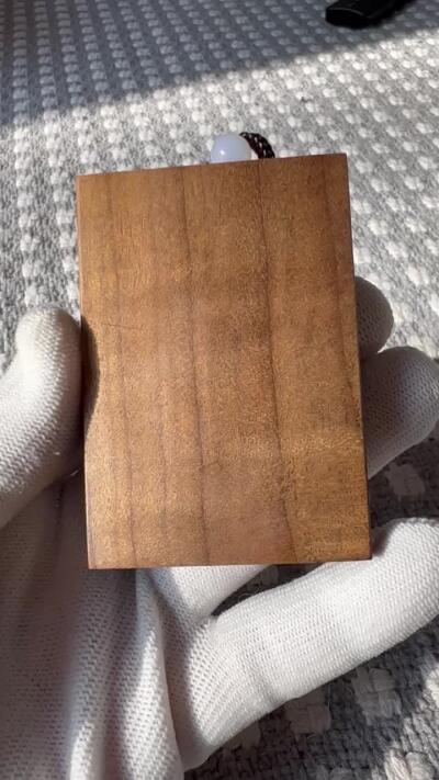 零元拍：NO.2 金丝楠牌子，香喷喷的小金砖，金光闪闪，70/48.5/14MM