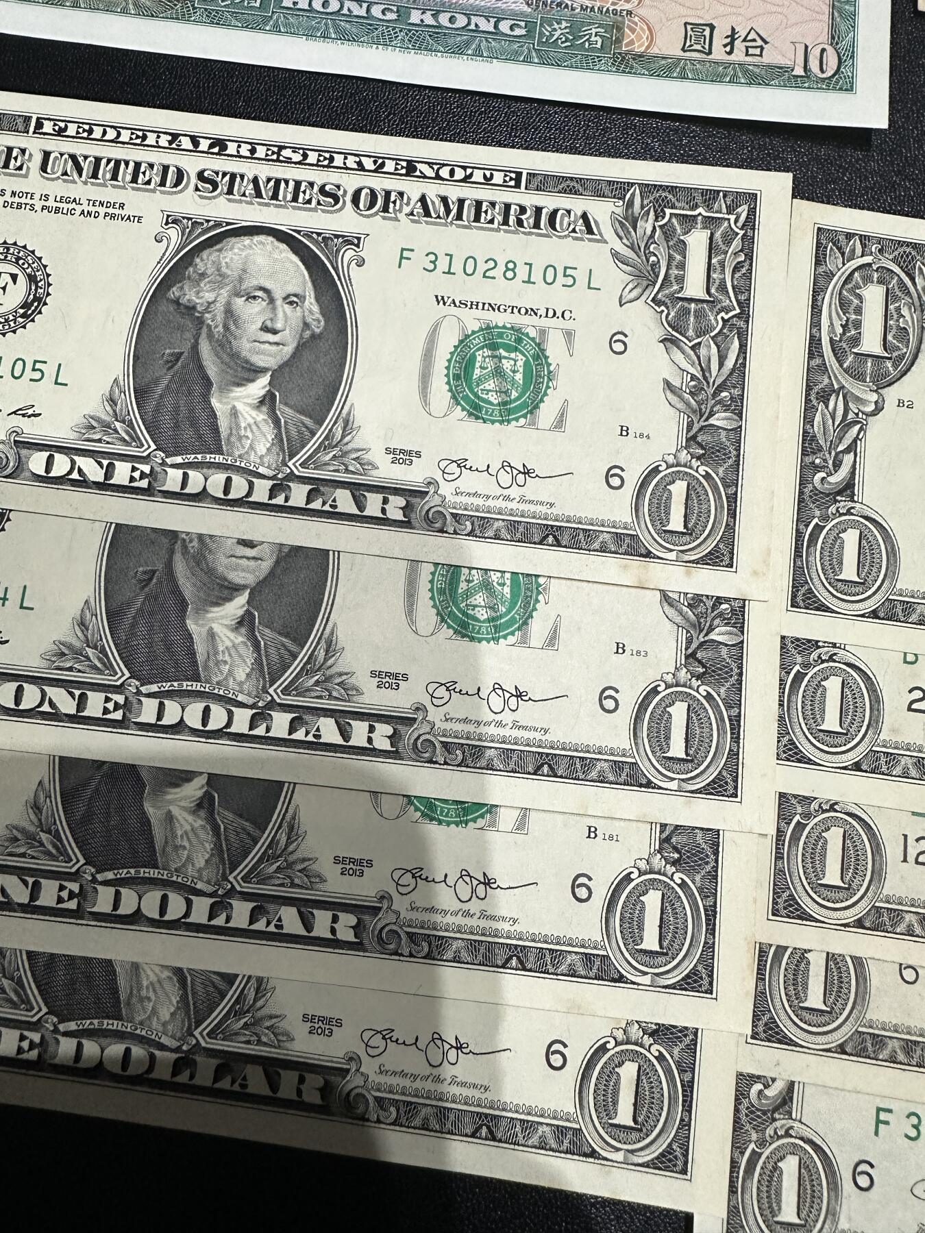 《外钞收藏家》第五百九十三期（精品场）（本平台长期征集拍品、欢迎藏友们联系合作）