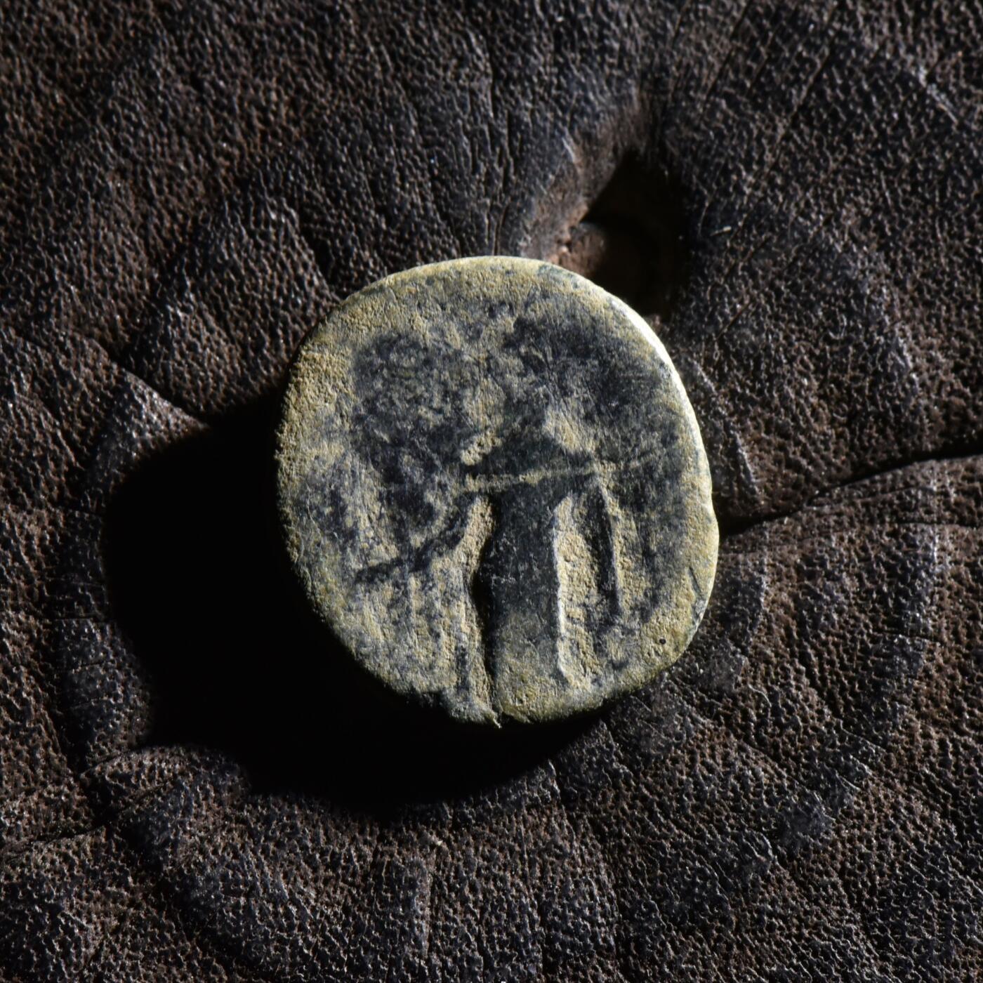 【良泉】【元旦直播场】1月1日晚19.30点开拍！208组西方古代钱币、日本朝鲜花钱 公元前110-96年【纳巴泰王国】阿雷塔斯二世发行的“胜利女神”铜币，3.21克