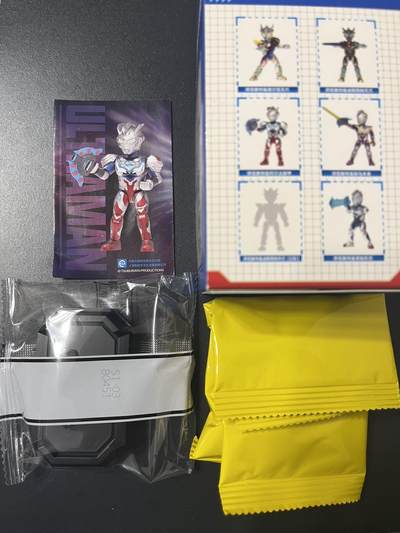 卡牌杂货铺专场拍卖第三场 1月1日周四晚21:00结拍 - 【积木人】卡游荣耀积木人 泽塔奥特曼 阿尔法装甲 只拆盒未拆袋拼装