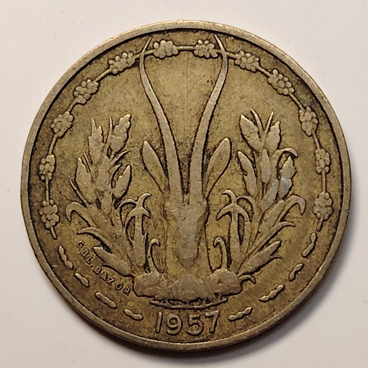 布加迪🐬～世界钱币(上海)🌾第 264 期 /  各国套币和散币